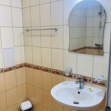 Apartament & Kristal *